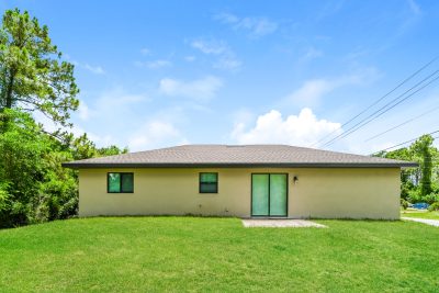 014 Rear View ET41186