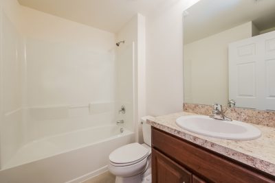 013 photo bathroom 11621591