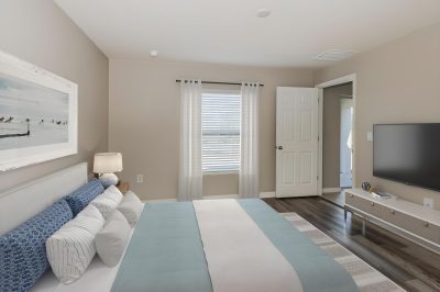 007 photo vs main bedroom 15159299