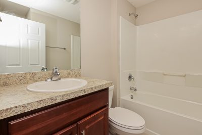 012 photo bathroom 15145958