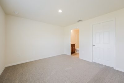 010 photo main bedroom 11621599