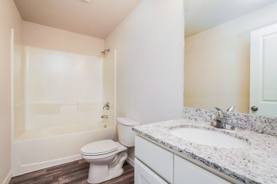 012 photo bathroom 12366817