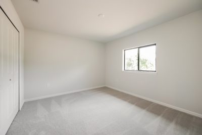 011 photo bedroom 12643369