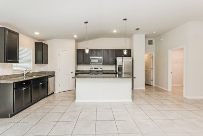 004 Dining Room ET49025