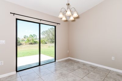 004 photo dining room 13529997