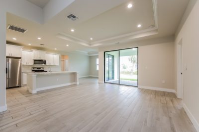 003 Living Room ET71173