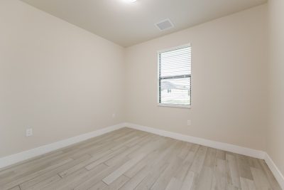013 Bedroom ET71173