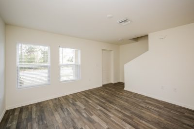 003 Living Room ETA6111