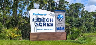 CA lehigh acres welcome sign