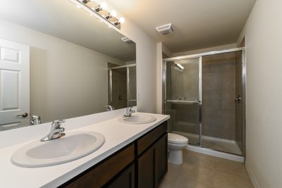 008 photo main bathroom 13855313