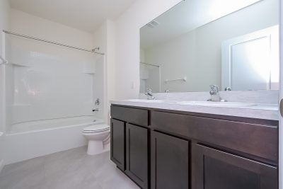 013 Bathroom ET61169