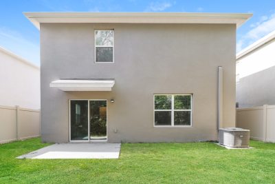 015 photo rear view 12780868
