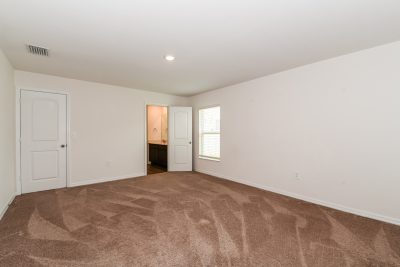 006 Main Bedroom ET81135