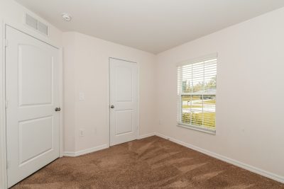 010 Bedroom ET81135