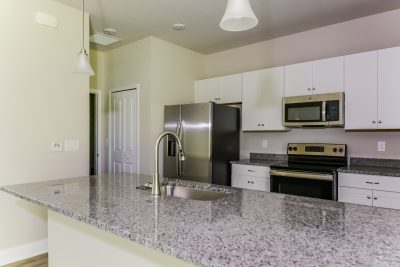 006 Kitchen ETA0058
