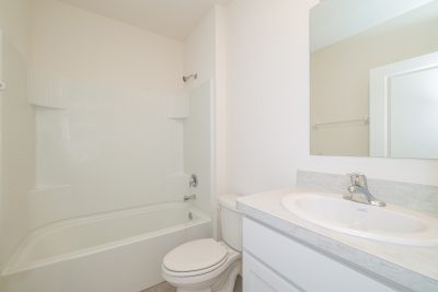 003 018 photo bathroom 11279519