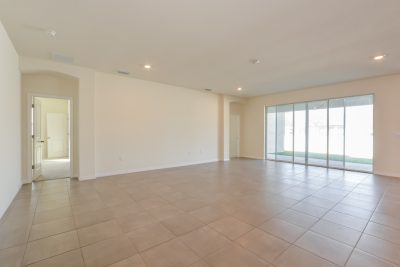 002 Living Room ET81010