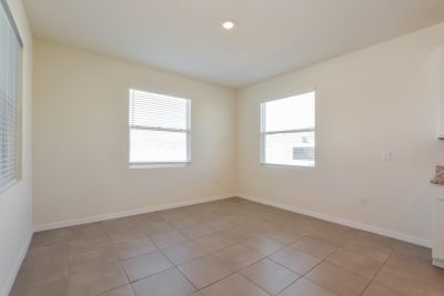 003 Dining Room ET81010