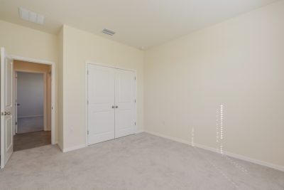 010 Bedroom ET81010
