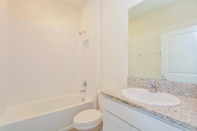 013 photo bathroom 13283760