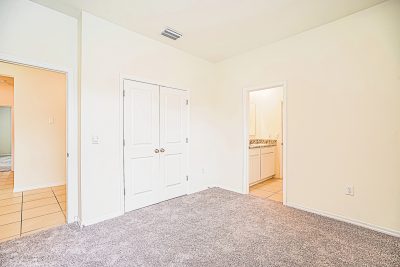 010 photo Bedroom 588bd8dc 208d 4a8f a8ab dc5c59330dda