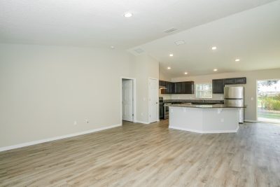 003 Living Room ET91180