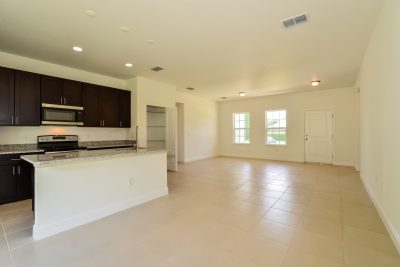 003 Living Room ETY1059