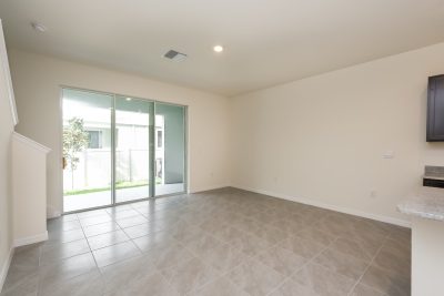 001 photo living room 10305938