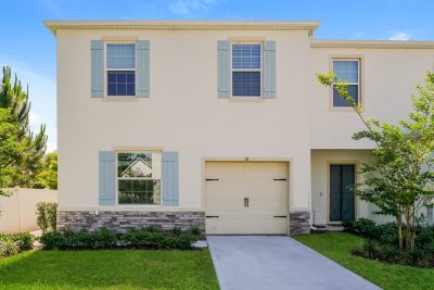000 000 photo front view 13760763