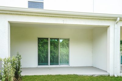 015 Rear View EOG00024