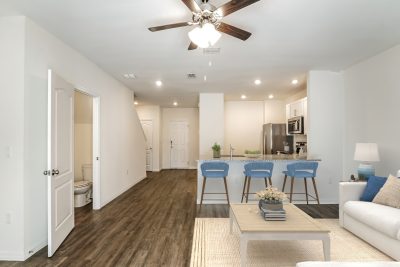 001 photo vs living room 15157911