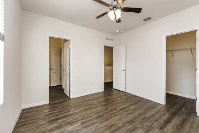 007 photo main bedroom 15150997