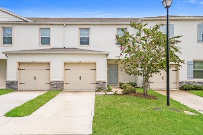 013 photo front view 15637717