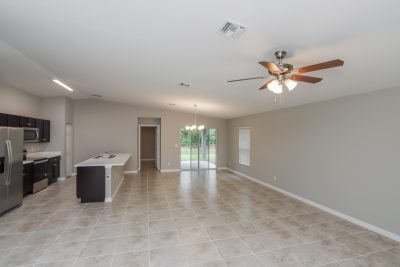 002 photo living room 11619071