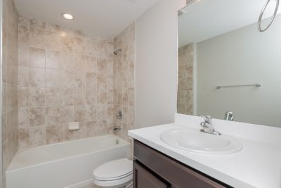 012 photo bathroom 11619081