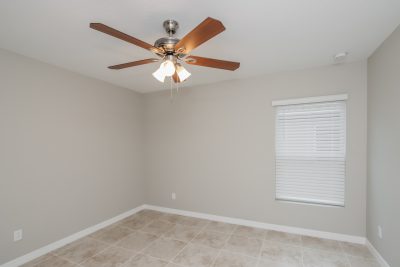 011 Bedroom ET91178