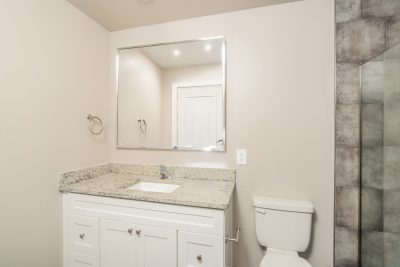 008 photo main bathroom 12660149