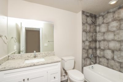 012 photo bathroom 12660144