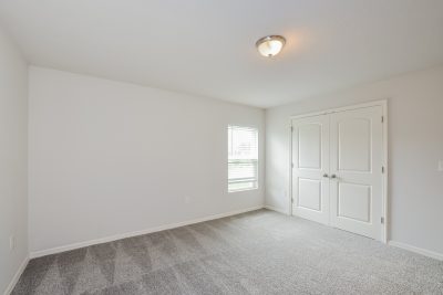 008 photo main bedroom 12916048