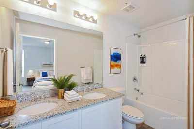 013 photo main bathroom 14628808