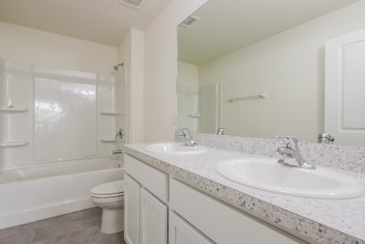 012 photo bathroom 11002164