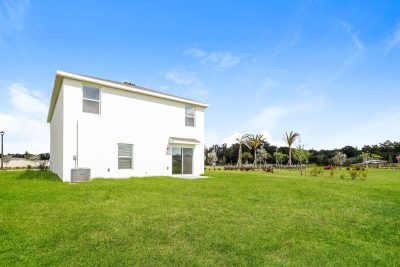 014 photo rear view 11002171