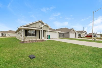 001 photo front view 12580609