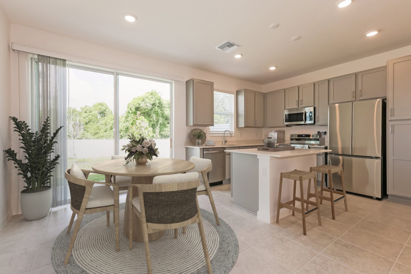 001 photo vs dining room 14755587