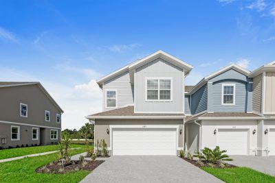 012 photo front view 14741032