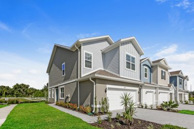 013 photo front view 14741039