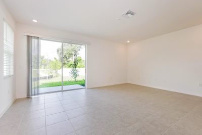 006 photo living room 14741045