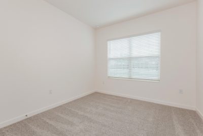 010 photo bedroom 14741035