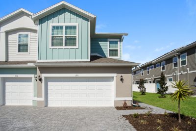 014 Front View 15208754