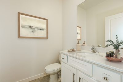 004 photo vs bathroom 14709638